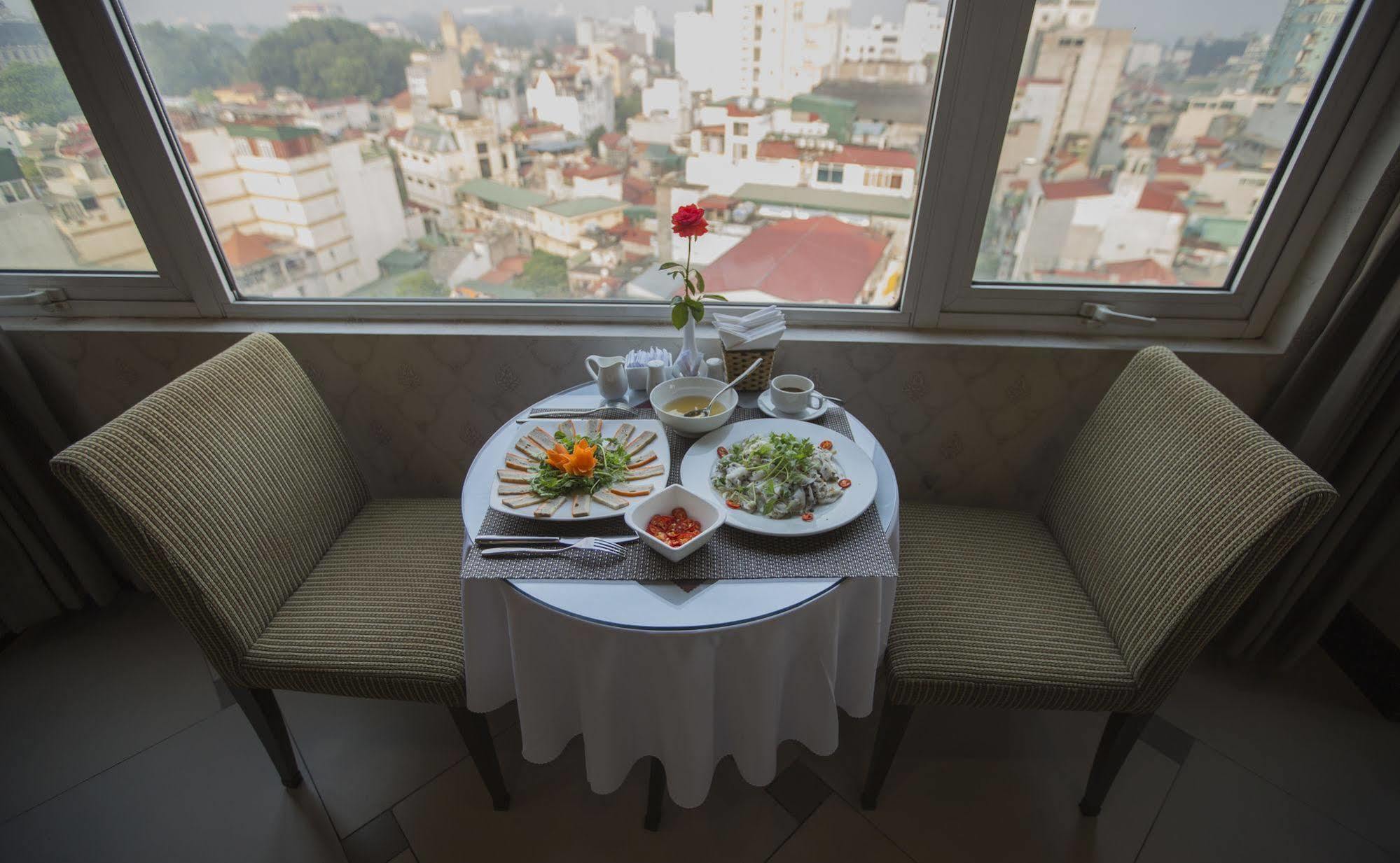 Adamas Hanoi Hotel Bagian luar foto