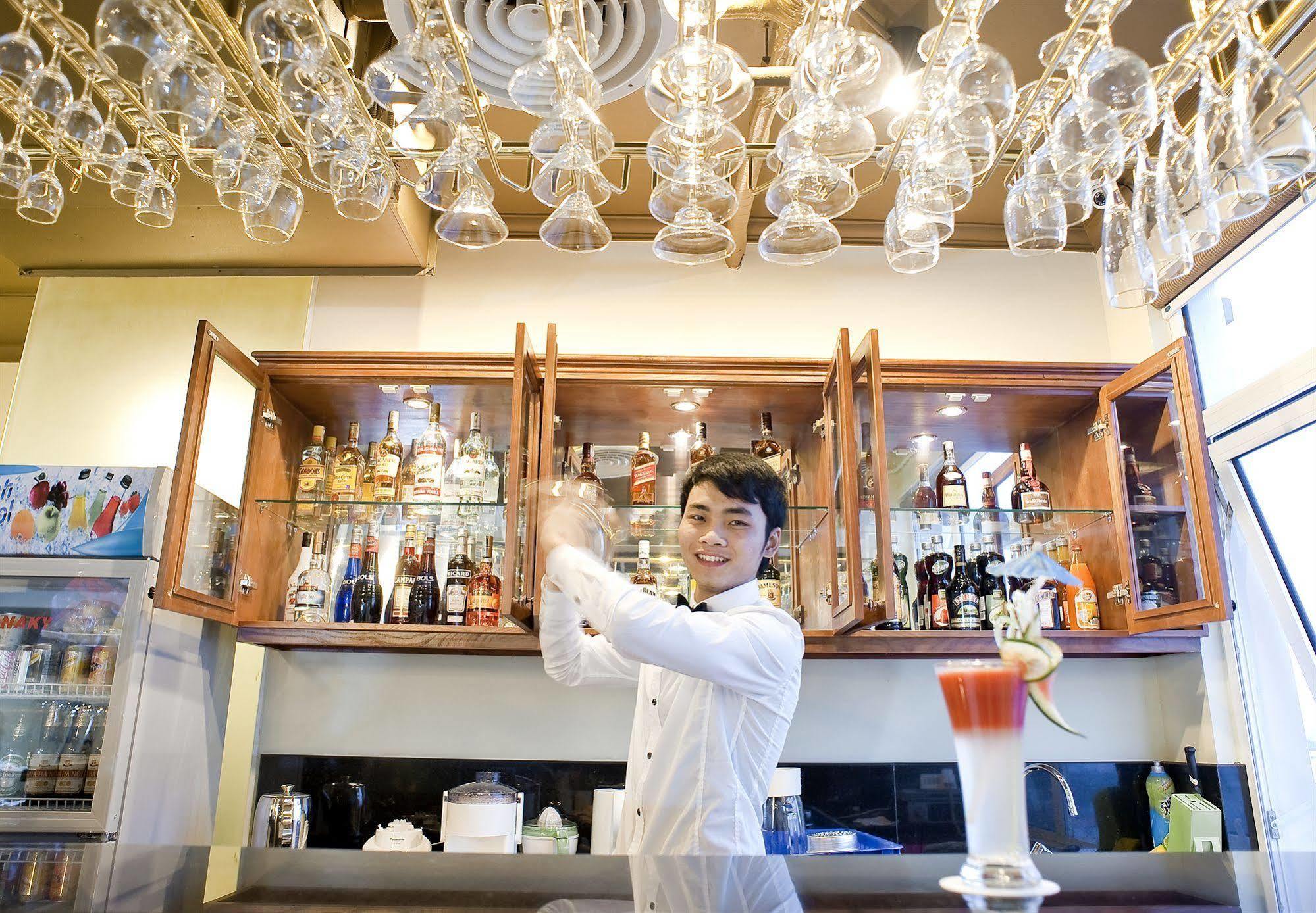 Adamas Hanoi Hotel Bagian luar foto